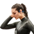 sluchawki-do-plywania-shokz-openswim-blue-5.webp