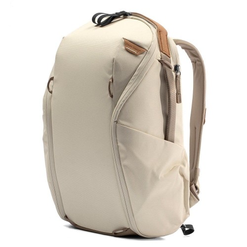 Plecak-Peak-Design-Everyday-Backpack-15L-v2-kosc-sloniowa-01.jpg