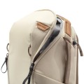 Plecak-Peak-Design-Everyday-Backpack-15L-v2-kosc-sloniowa-05.jpg