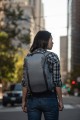 Plecak-Peak-Design-Everyday-Backpack-15L-v2-Popielaty-09.jpg