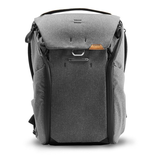 Plecak-Peak-Design-Everyday-Backpack-20L-v2-charcoal-grafitowy-01.jpg