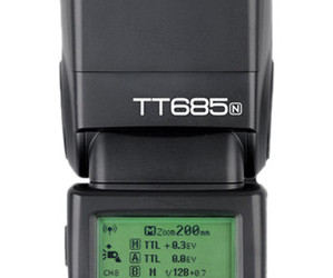 lampa błyskowa godox tt685 nikon