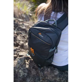 Lowepro sling
