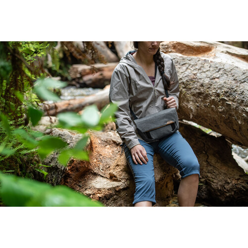 torba field pouch v2 peak design z paskiem grafitowa