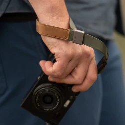 Peak Design pasek foto cuff v3 zielony na nadgarstek