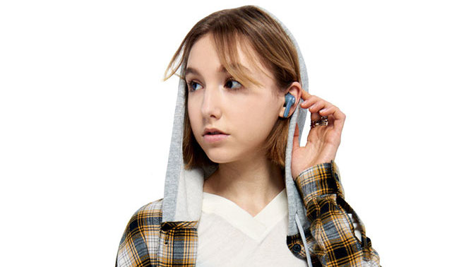 Słuchawki bezprzewodowe douszne bluetooth skullcandy Indy Fuel sterowanie